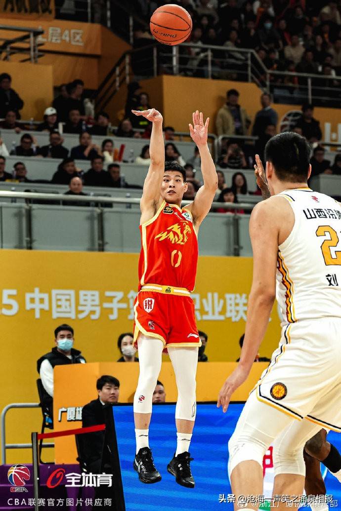 包含冲刺阶段CBA常规赛焦点战，浙江稠州造点机会，悬念犹存，赛程密集仍需轮换的词条